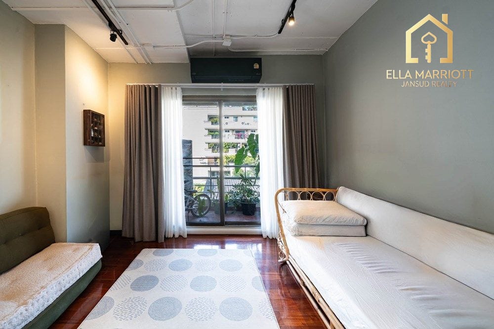 Good Deal! 3BR Newly Renovated Condo, Soi Sawadee (Sukhumvit 31) 30