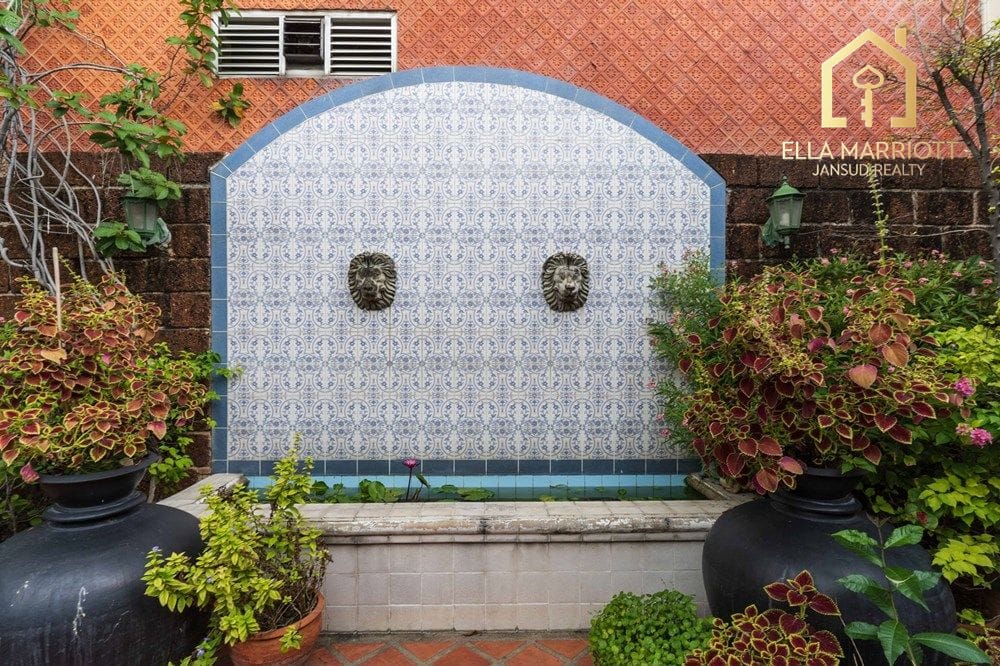 Good Deal! 3BR Newly Renovated Condo, Soi Sawadee (Sukhumvit 31) 37