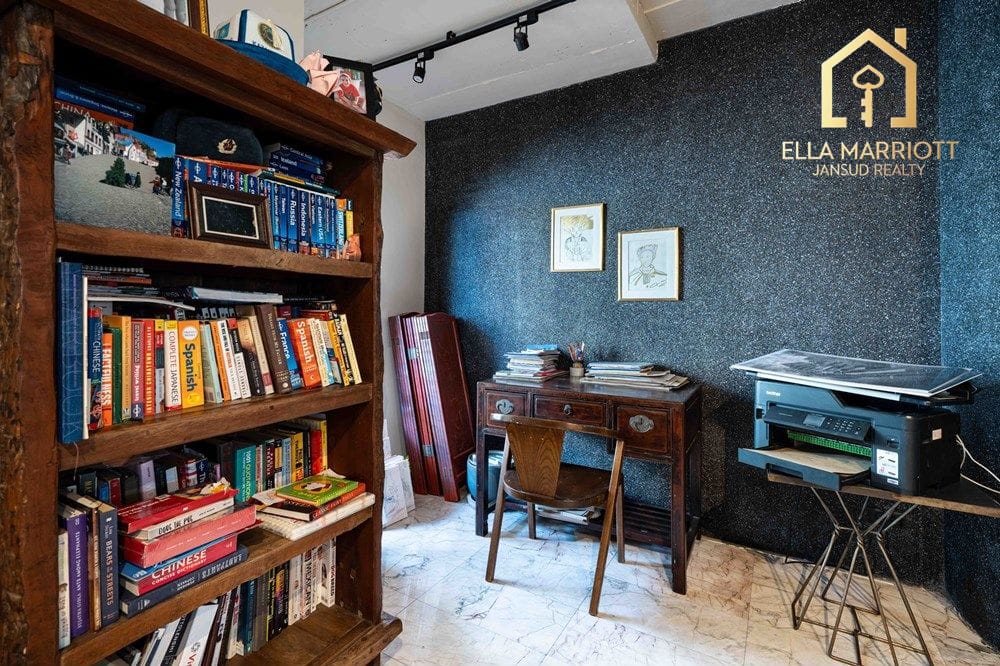 Good Deal! 3BR Newly Renovated Condo, Soi Sawadee (Sukhumvit 31) 7