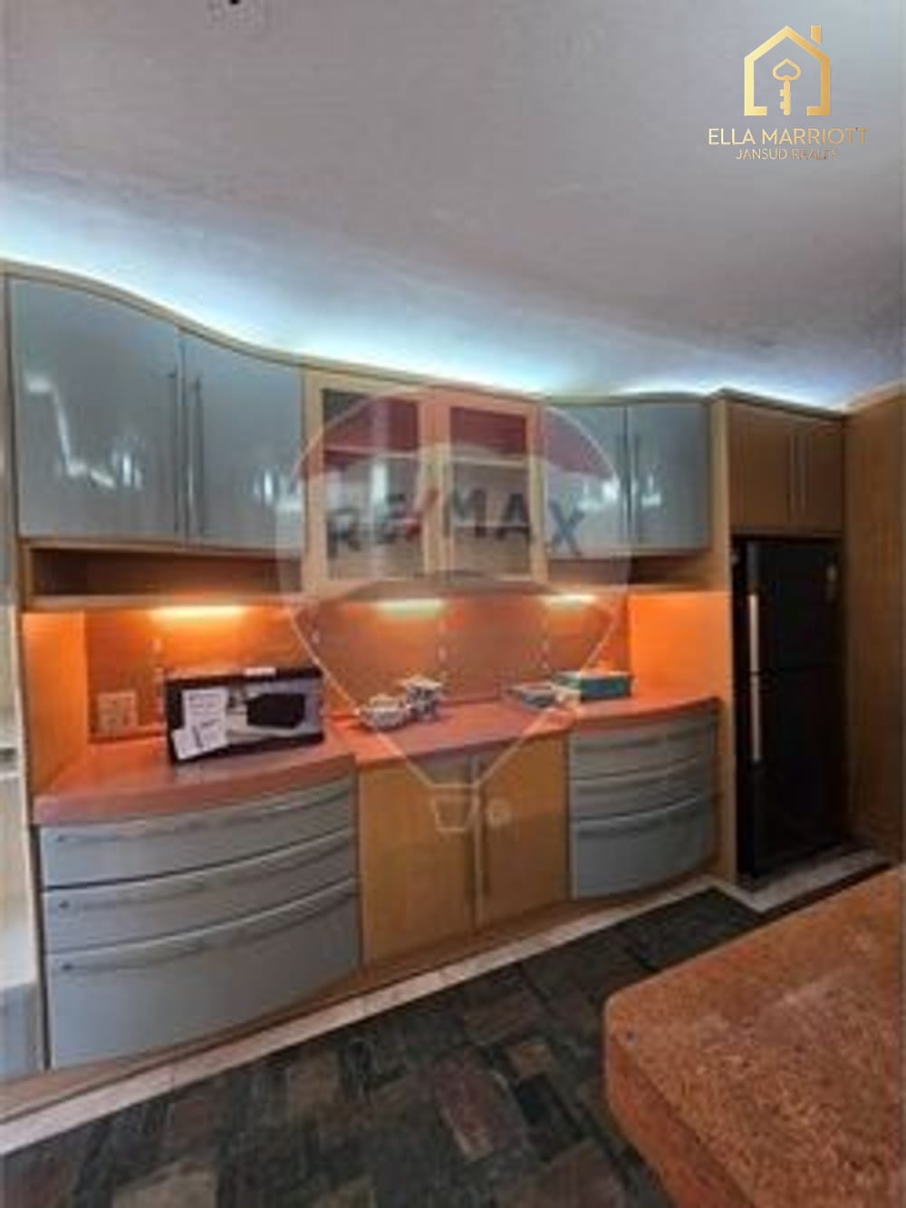 3-Bedroom Condo at Sithakarn Condominium 4