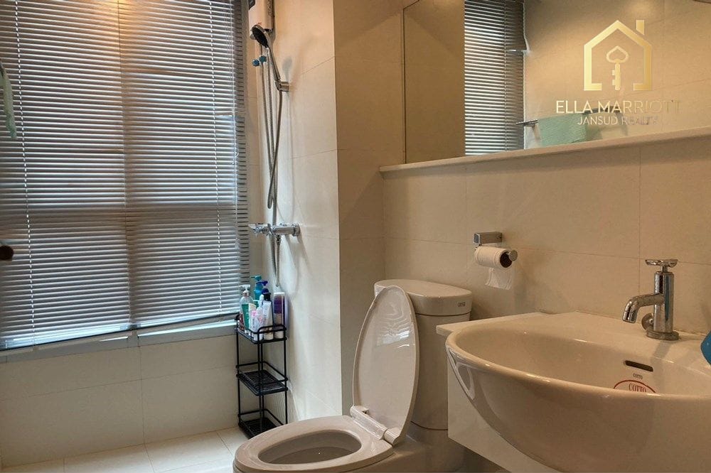 For Rent - New 2 Bedsroom at  Address 42 10