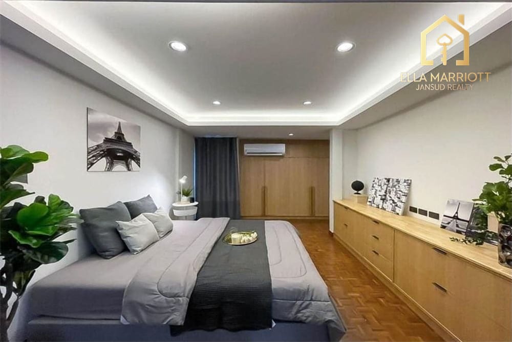 Rent 90K | 220sqm 3-Storey Townhouse | 300m ASB & Samitivej | 9