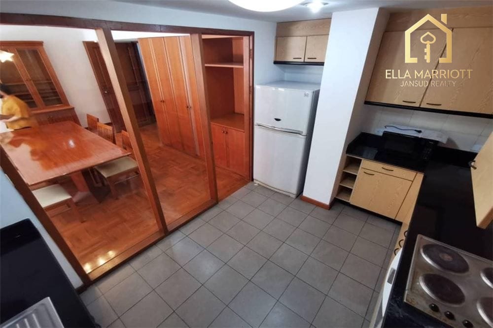 For Rent - Pet-Friendly Low-Rise Apartment | Sukhumvit 31 | 180 SQM 4