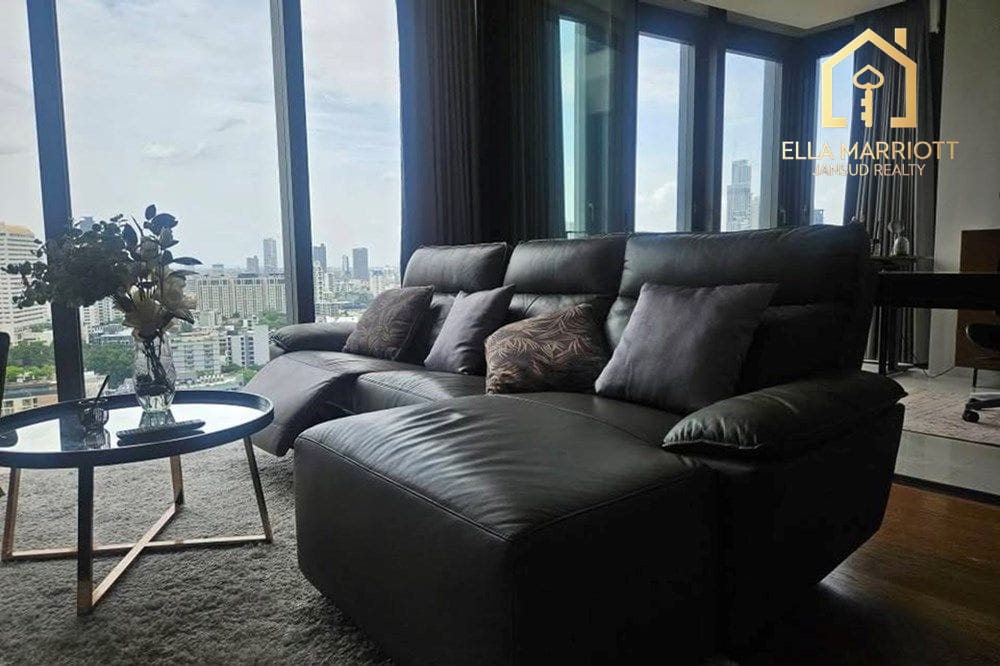 "Luxurious 2BR Condo in Bangkok's Vibrant Heart" 5