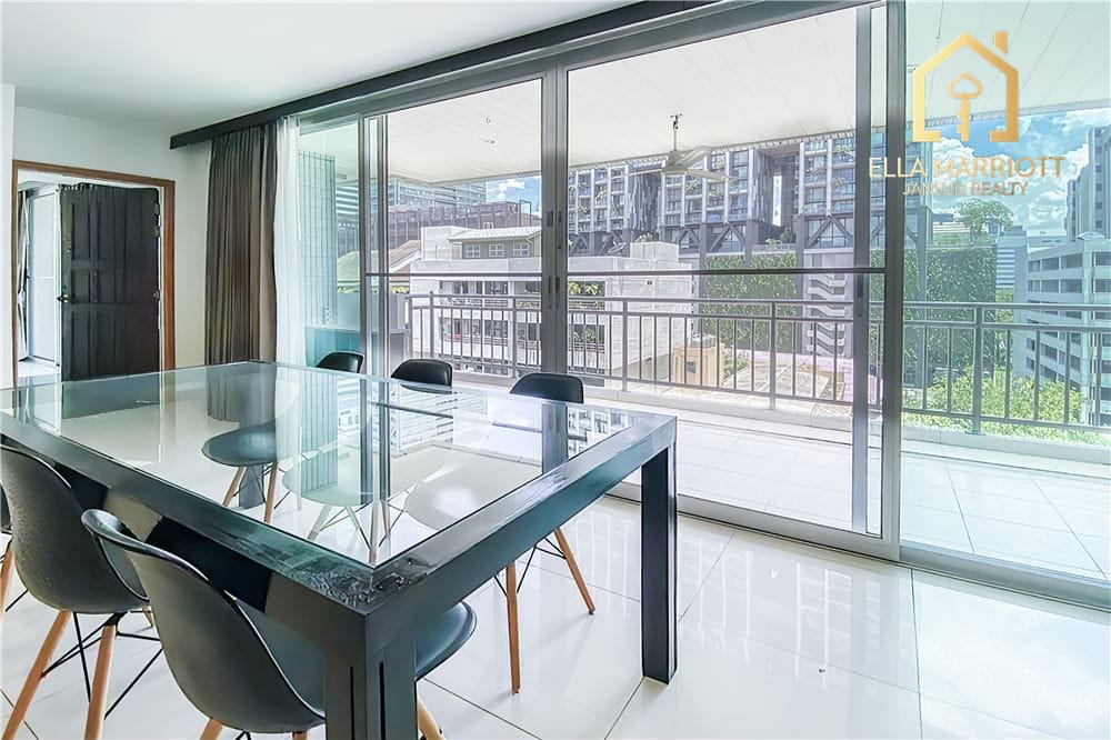 Spacious 3BR Condo for Rent at 75K in Sathorn Suanplu - 190sqm, Pet-Friendly 3