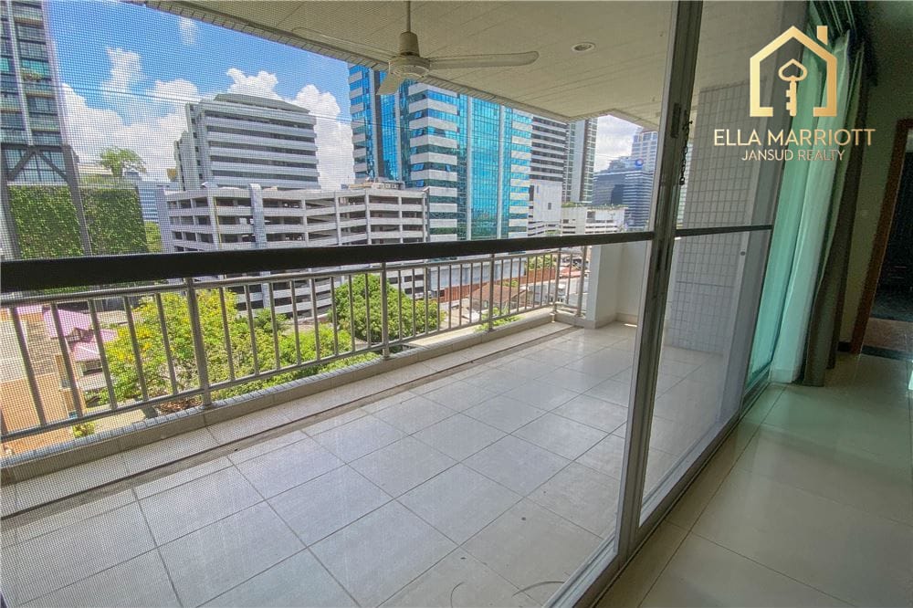 Spacious 3BR Condo for Rent at 75K in Sathorn Suanplu - 190sqm, Pet-Friendly 4