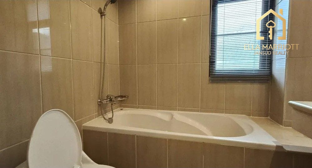 Rent 80K | 147sqm Low-Rise Condo in Lang Suan with Direct Lumphini Park View 12