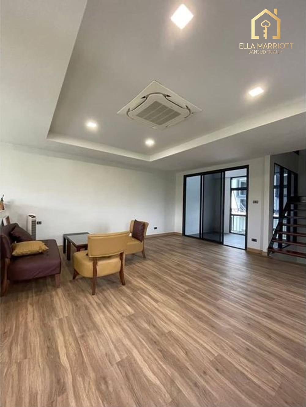 Versatile Home + Business Space in Central Bangkok 13