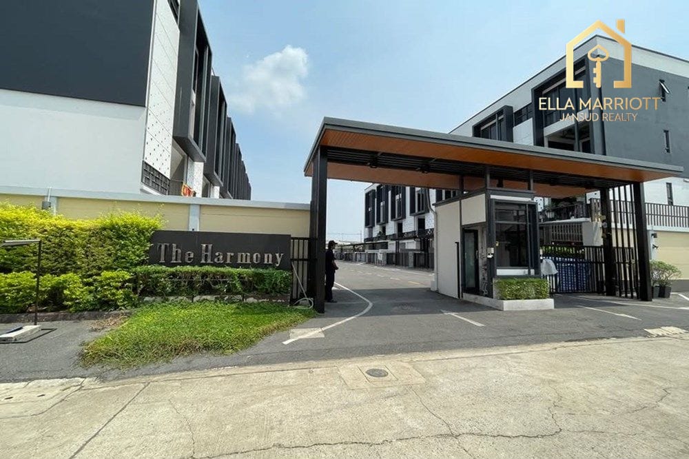 Versatile Home + Business Space in Central Bangkok 2
