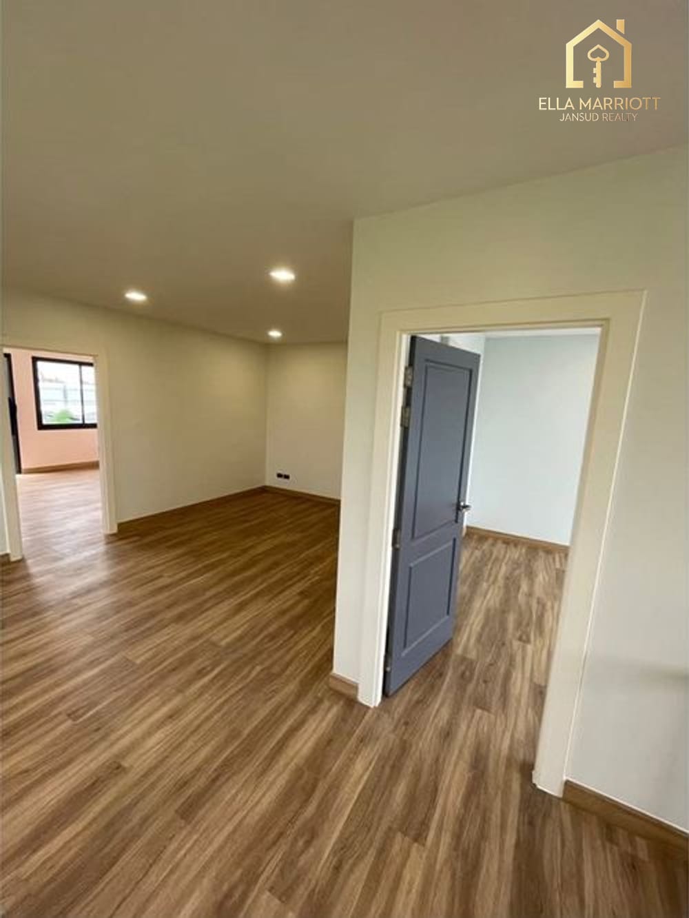 Versatile Home + Business Space in Central Bangkok 6