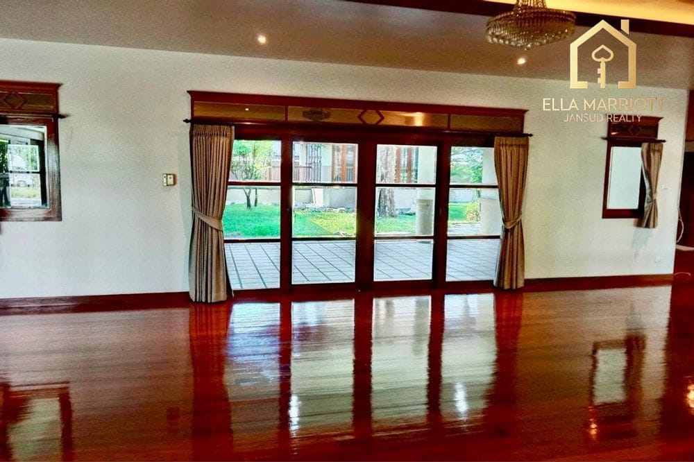 3-Bedroom Detached House in Pak Kret 2