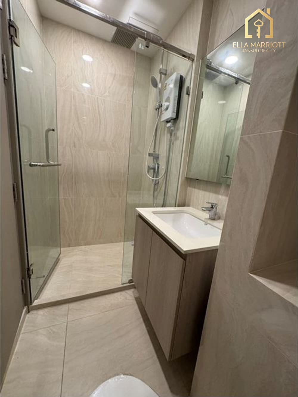 1BR Condo for Sale at Chewathai Residence Thonglor - 4th Floor, Priced at 5.3 MB 6