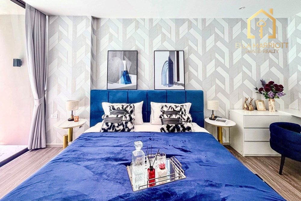 For Rent: 3BR Corner Unit with Pool Access at Fynn Asoke, Sukhumvit 10 5