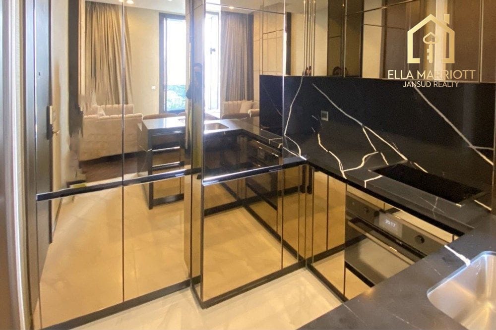 1-Bedroom Condo at The ESSE Sukhumvit 36 5