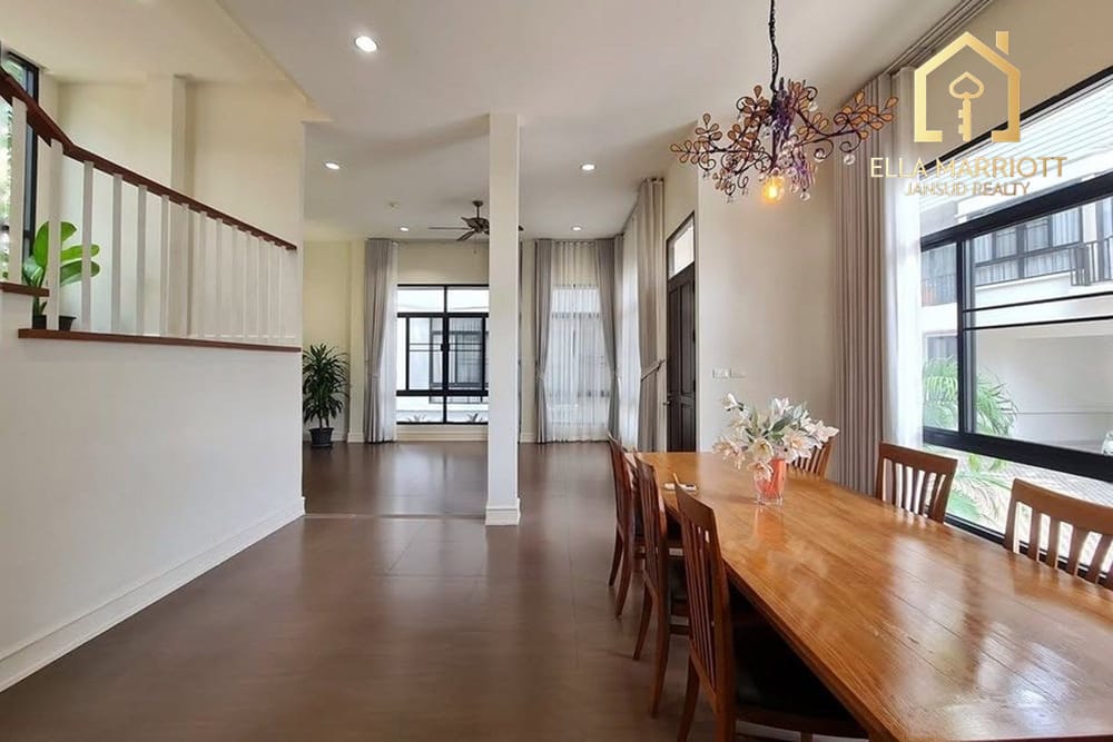 Rent 120K | 350sqm Townhouse | Sukhumvit 38 | Pet-Friendly Thonglor 5