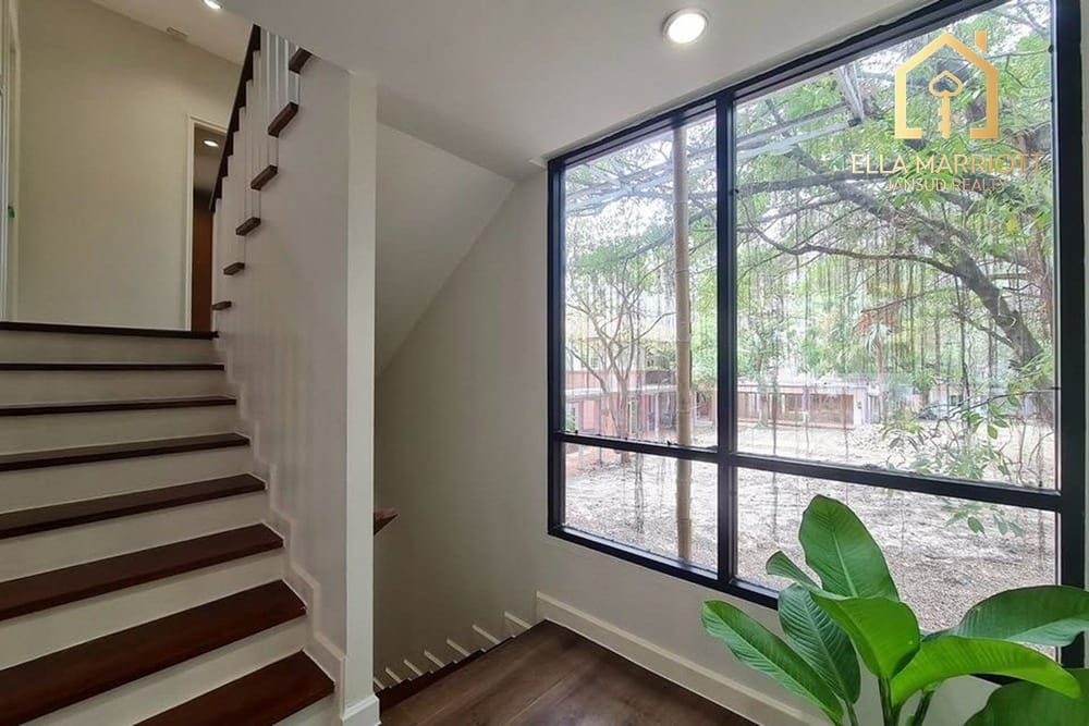 Rent 120K | 350sqm Townhouse | Sukhumvit 38 | Pet-Friendly Thonglor 8