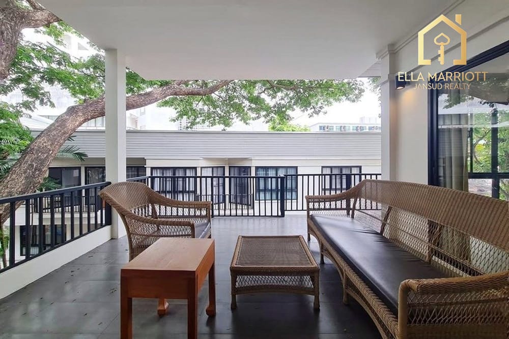 Rent 120K | 350sqm Townhouse | Sukhumvit 38 | Pet-Friendly Thonglor 9