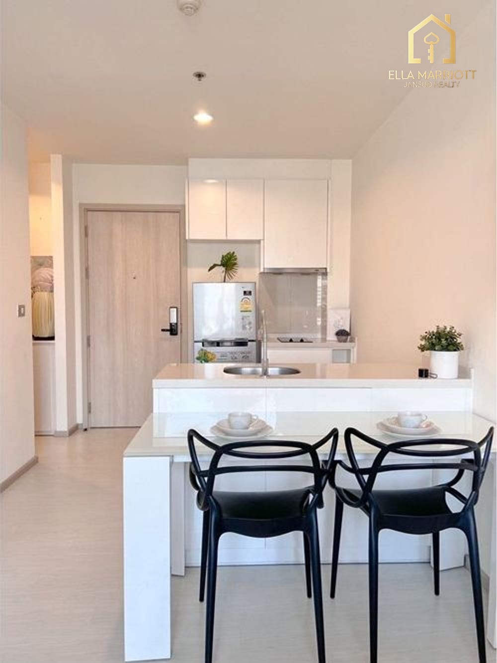 Brand New 1 Bedroom Condo for Sale at Rhythm Sukhumvit 42, 3 Min Walk to BTS Ekkamai 2