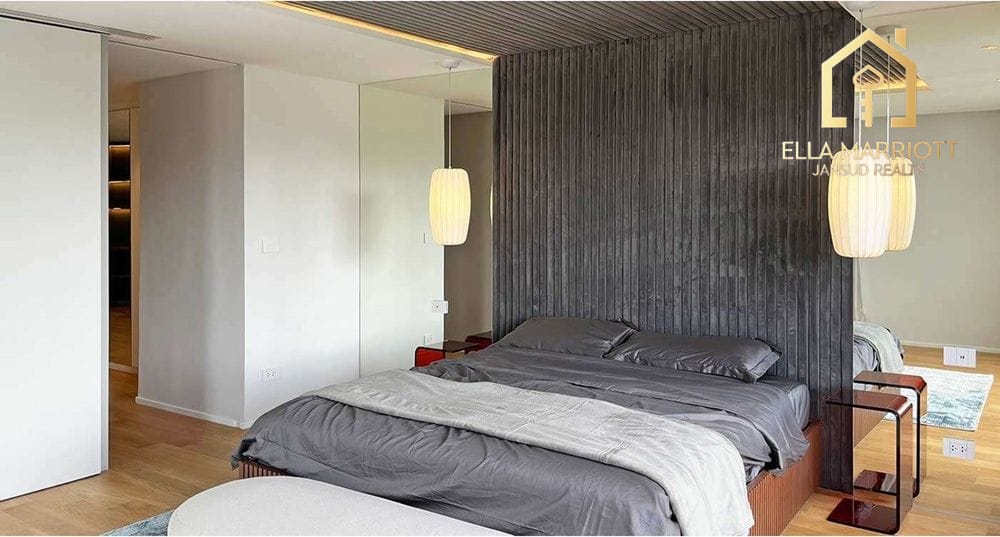 2-Bedroom Condo at Crystal Garden — 13 min walk to BTS Nana 10