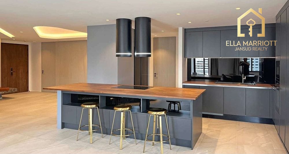 2-Bedroom Condo at Crystal Garden — 13 min walk to BTS Nana 6