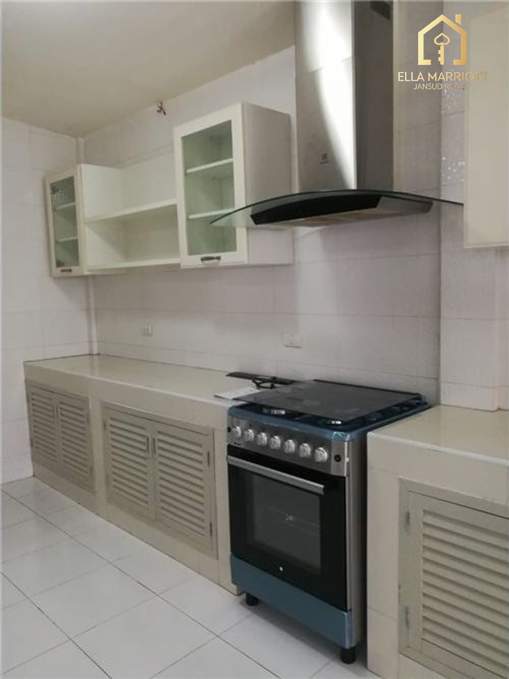 3-Bedroom Townhouse for Rent in Prime Sukhumvit Location 12