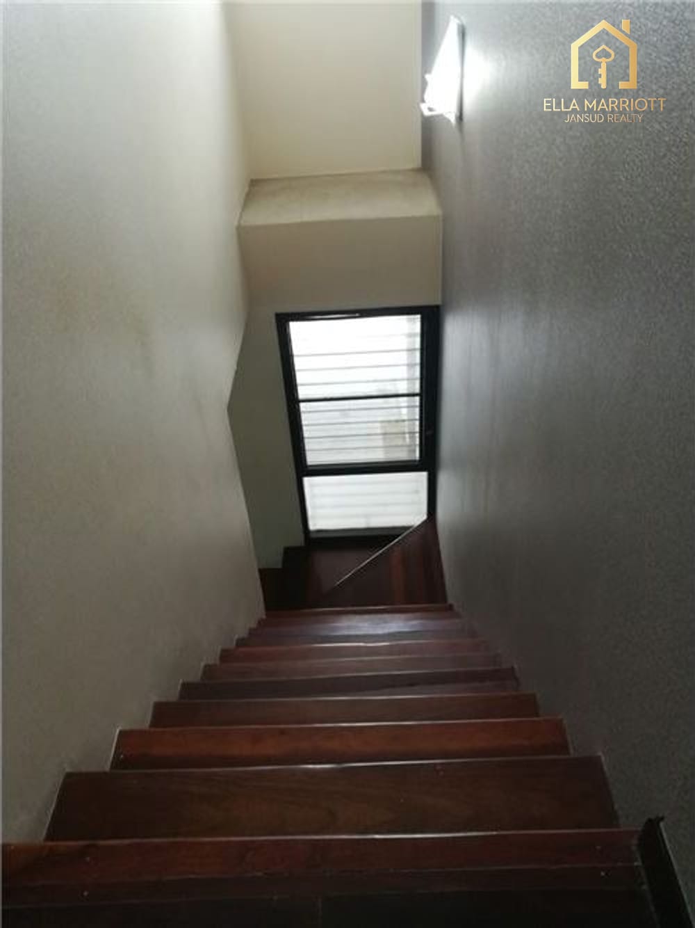 3-Bedroom Townhouse for Rent in Prime Sukhumvit Location 16