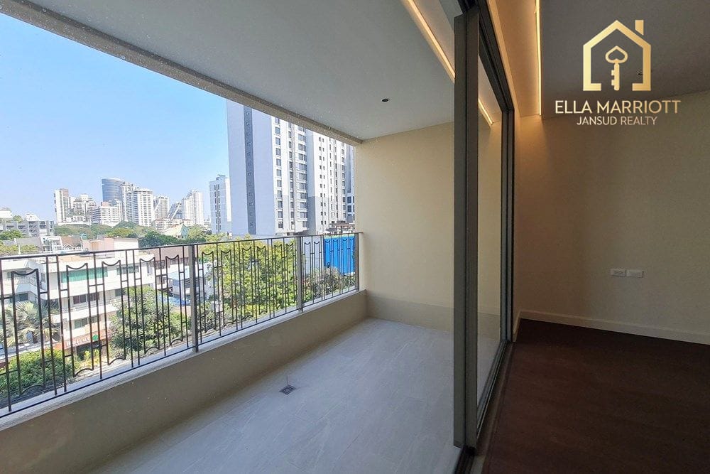 Pet-Friendly Urban Condo - Brand New Living Experience 8