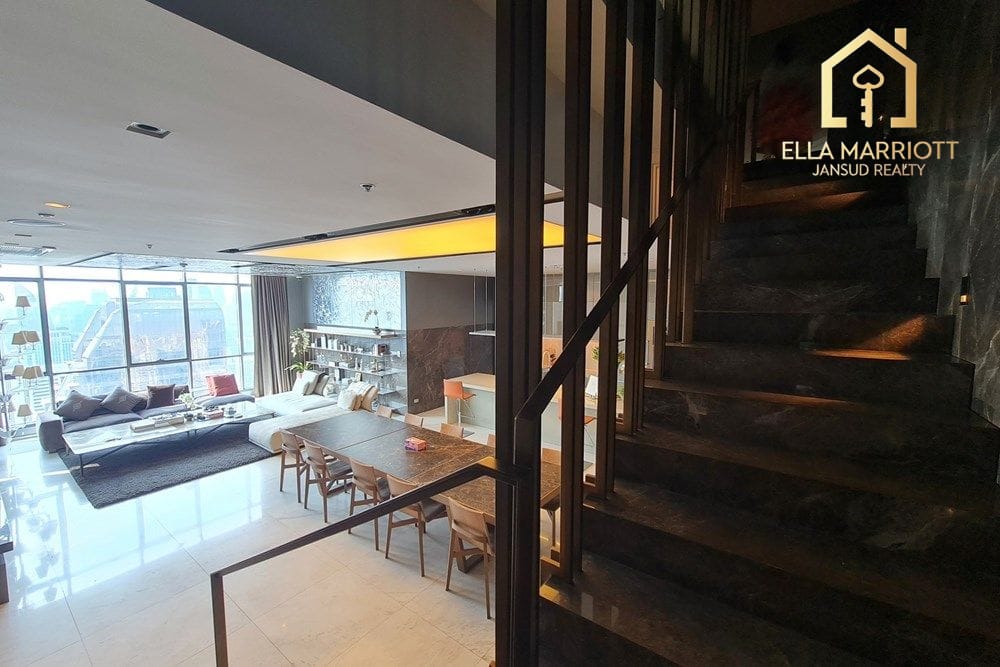 Luxury 3-Bedroom Penthouse with Private Pool Just 4 Mins Walk from BTS Nana 16