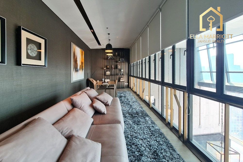 Luxury 3-Bedroom Penthouse with Private Pool Just 4 Mins Walk from BTS Nana 19