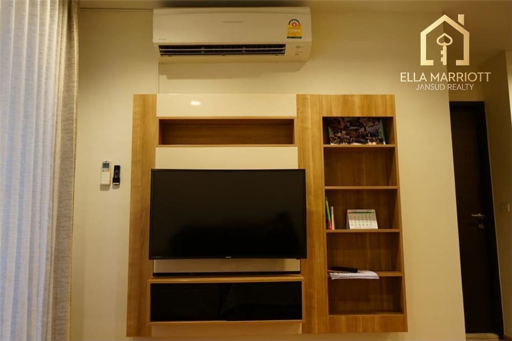 Modern 2BR Condo at Rhythm Sathorn | 250m to BTS Saphan Taksin | Prime CBD Location 7
