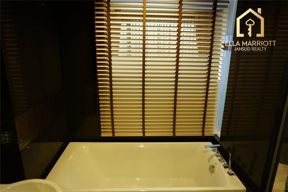 Modern 2BR Condo at Rhythm Sathorn | 250m to BTS Saphan Taksin | Prime CBD Location 8