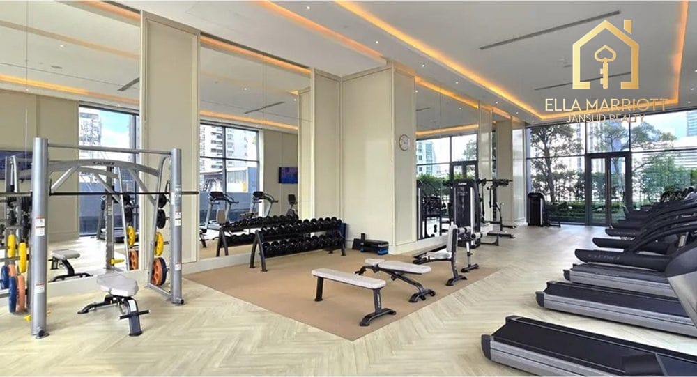 4-Bedroom Condo at Q1 Sukhumvit Penthouse - 296 Sqm on 36th Floor 14