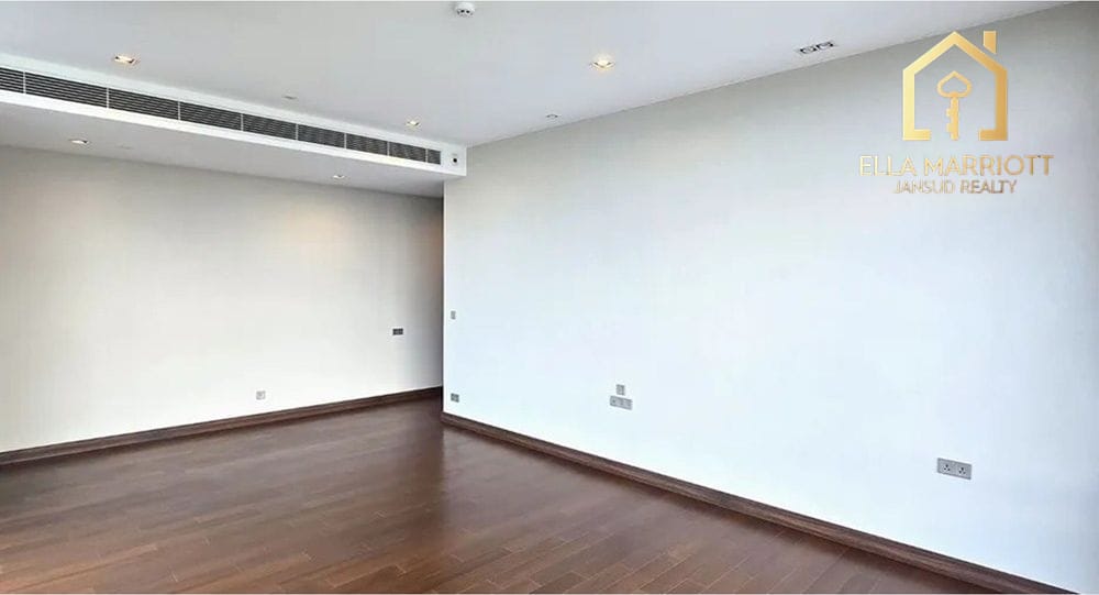 4-Bedroom Condo at Q1 Sukhumvit Penthouse - 296 Sqm on 36th Floor 5