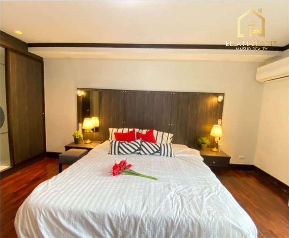 Rent 35K | Fully Renovated 77sqm 1BR | Bathtub | Pet Friendly Thonglor 6