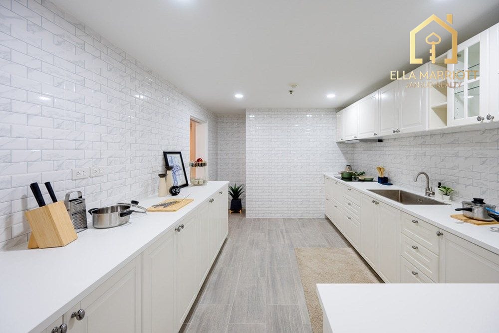 3-Zimmer-Eigentumswohnung in Las Colinas — 2 Gehminuten zur MRT Sukhumvit 11
