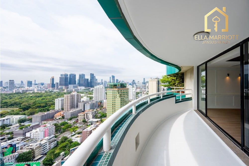 3-Zimmer-Eigentumswohnung in Las Colinas — 2 Gehminuten zur MRT Sukhumvit 4