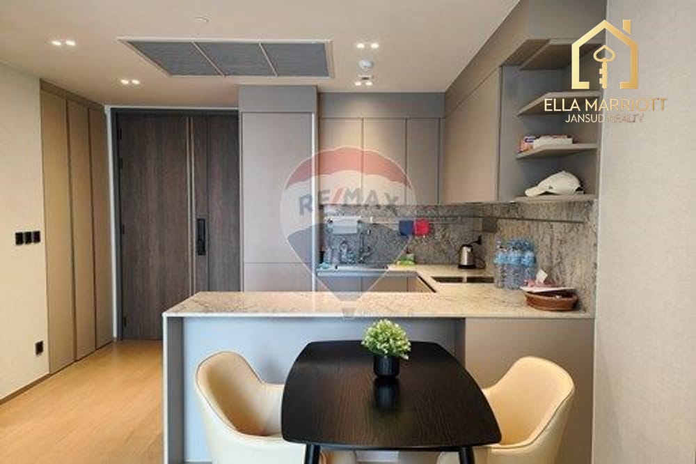 Ton Son One | 57sqm 1BR Corner Unit | High-End Design | Chidlom 3