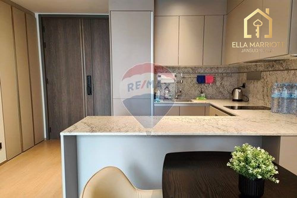 Ton Son One | 57sqm 1BR Corner Unit | High-End Design | Chidlom 4