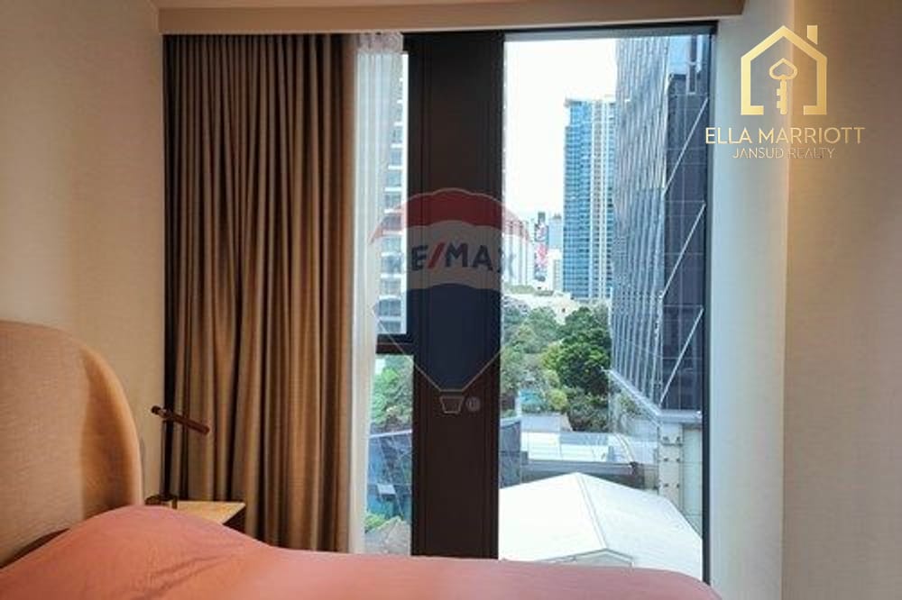 Ton Son One | 57sqm 1BR Corner Unit | High-End Design | Chidlom 6