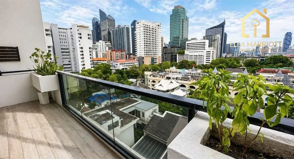3BR Duplex Condo in Kiarti Thanee Sukhumvit 31 - 16 Mins Walk to MRT Phetchaburi 19