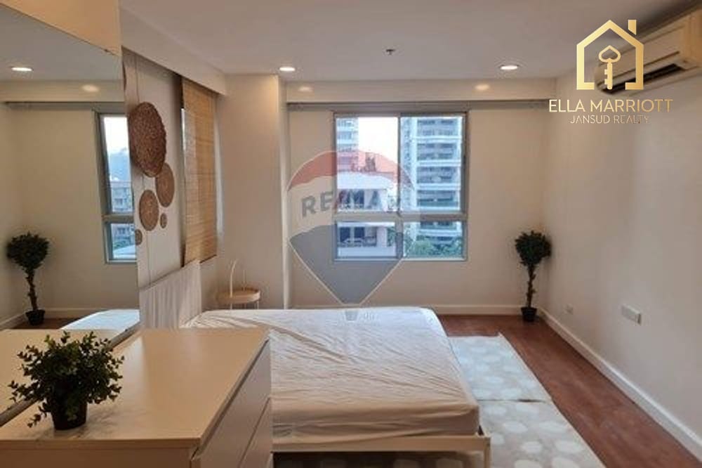 2-Bedroom Condo at One X Sukhumvit 26 — 11 min walk to BTS Phrom Phong 7