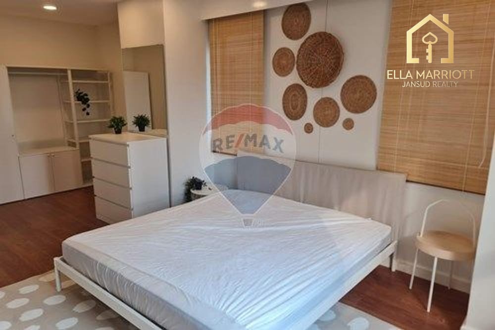 2-Bedroom Condo at One X Sukhumvit 26 — 11 min walk to BTS Phrom Phong 8