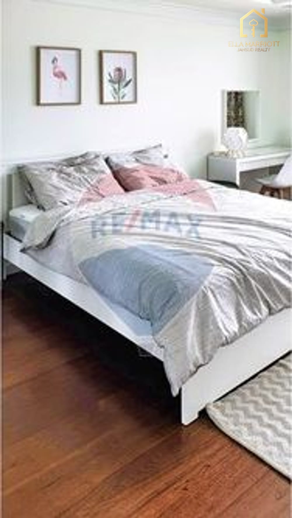 2-Bedroom Condo at Le Premier 1 — 4 min walk to MRT Sukhumvit 8