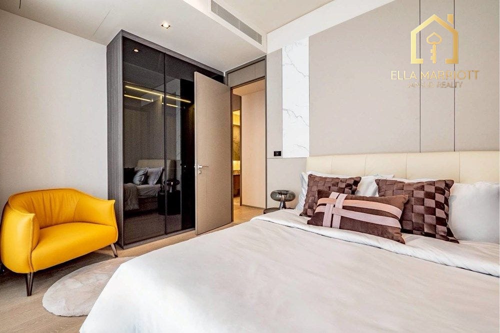 3-Bedroom Condo at Hyde Heritage Thonglor - 136sqm on 31st Floor 8