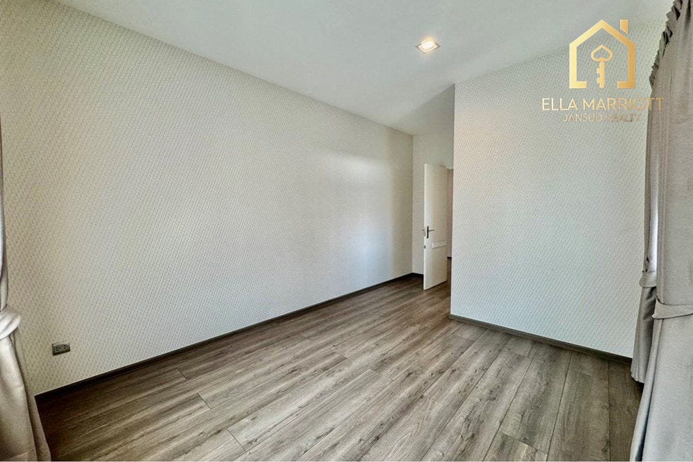 4-Bedroom Detached House in Ratchaphruek 14