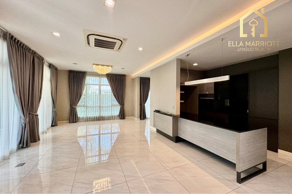 4-Bedroom Detached House in Ratchaphruek 6