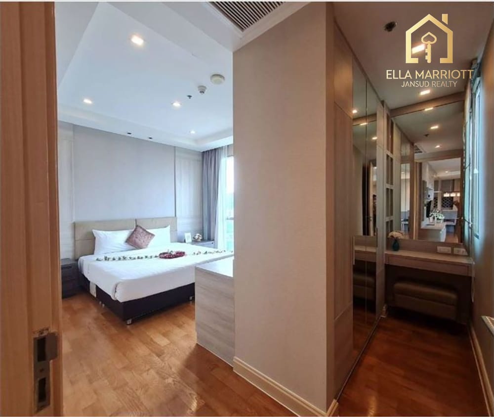 High-End Fully Renovated 3BR Condo for Rent in Sukhumvit 39 - 190sqm 5