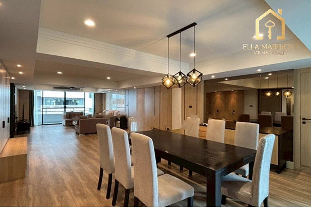 Renovated 280sqm 3BR | Steps to BTS Phrom Phong & EmQuartier 4