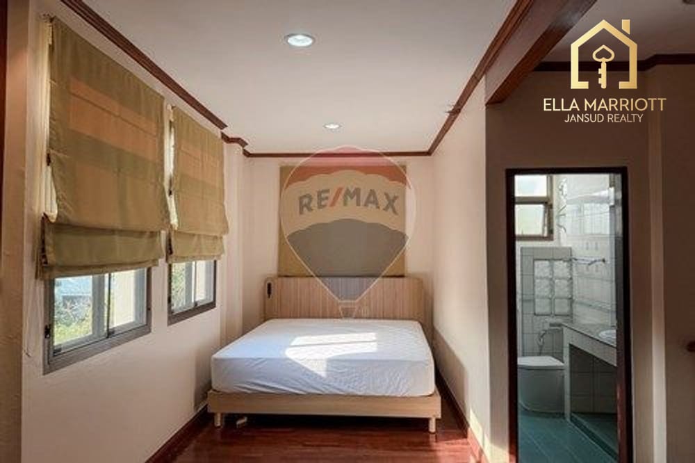 เช่า 4 ห้องนอน 4 ห้องน้ำ บ้าน ใน ลุมพินี, กรุงเทพฯ 17