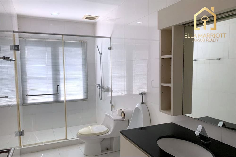 Luxurious House for Sale in Prawet 27